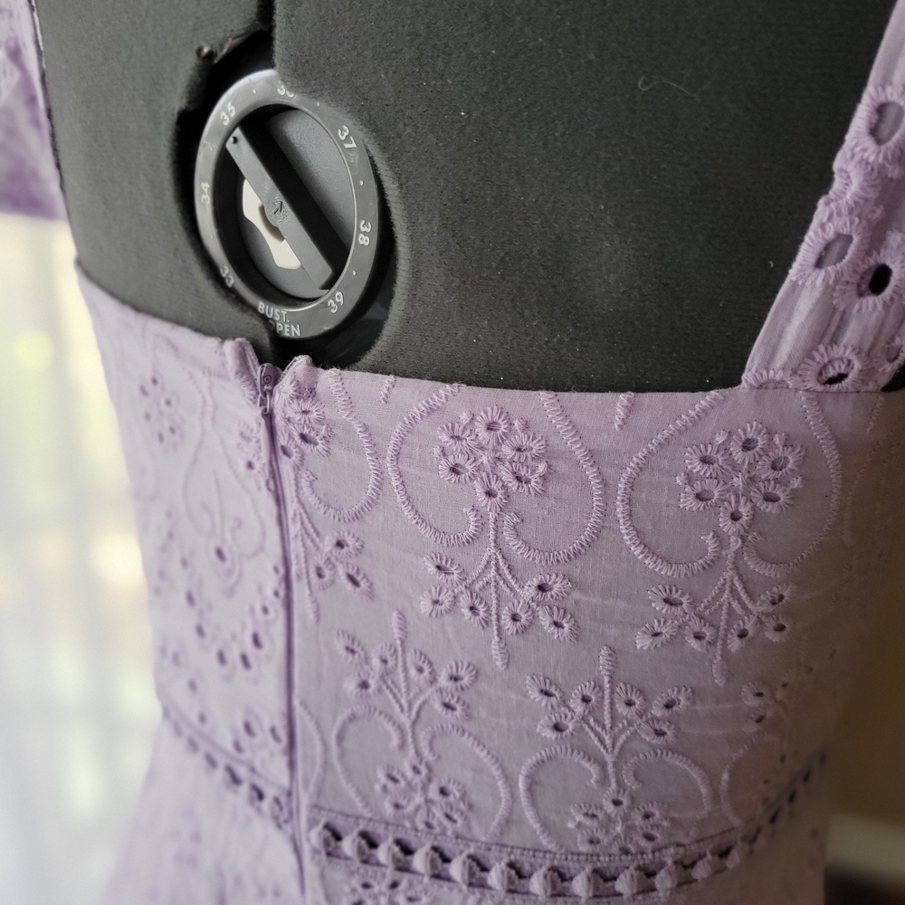 Lavender Eyelet Ruffle Dress Size Small, Ruffle Detail Juniors - Picture 6 of 7
